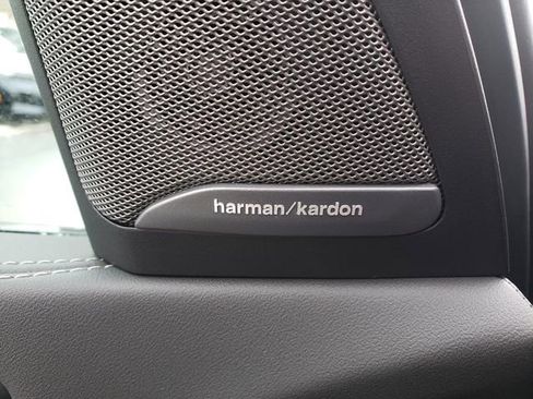 New 2026 BMW X5 xDrive50e image 23