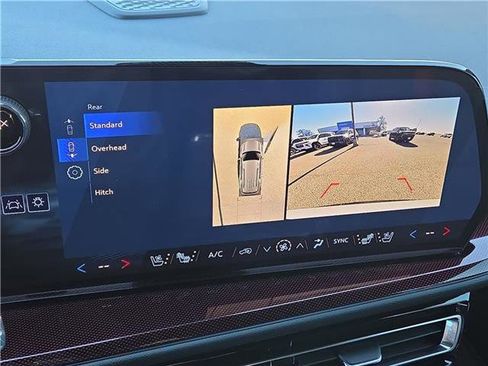 New 2026 Chevrolet Traverse RS image 18