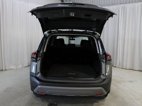 Used 2023 Nissan Rogue S image 7