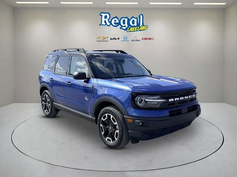 Used 2023 Ford Bronco Sport Outer Banks w/ Tech Package image 1