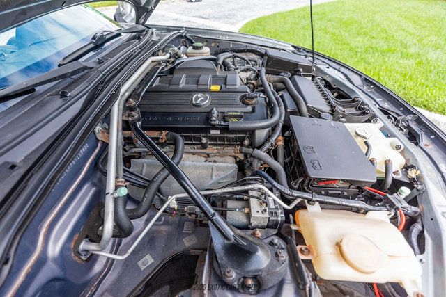 Used 2008 MAZDA MX-5 Miata Grand Touring w/ Premium Pkg RWD image 31