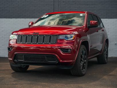 Used 2020 Jeep Grand Cherokee Altitude