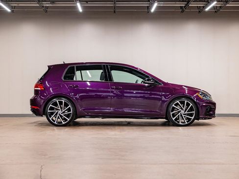Used 2018 Volkswagen Golf R 4-Door AWD/4WD image 6