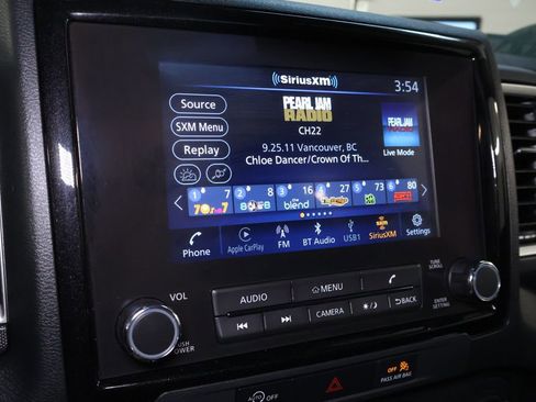 Used 2023 Nissan Frontier SV image 26