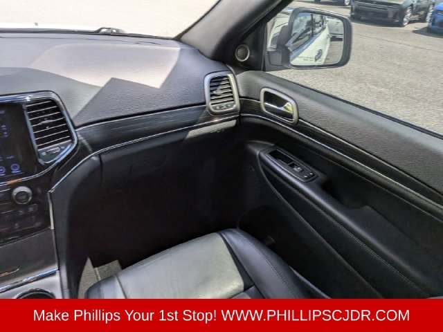Used 2019 Jeep Grand Cherokee Limited RWD image 16