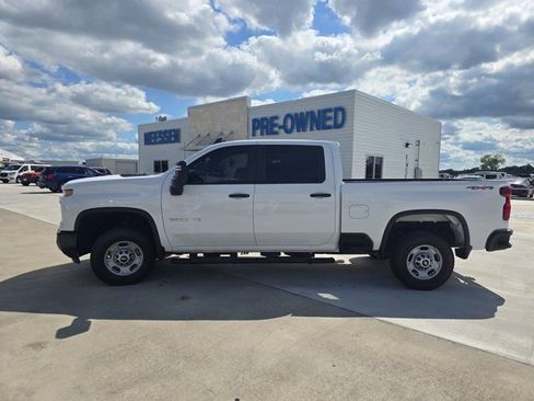 Used 2025 Chevrolet Silverado 2500 W/T w/ WT Convenience Package AWD/4WD image 6