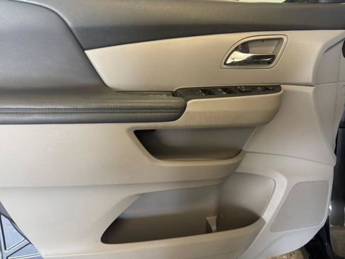 Used 2017 Honda Odyssey EX-L image 24