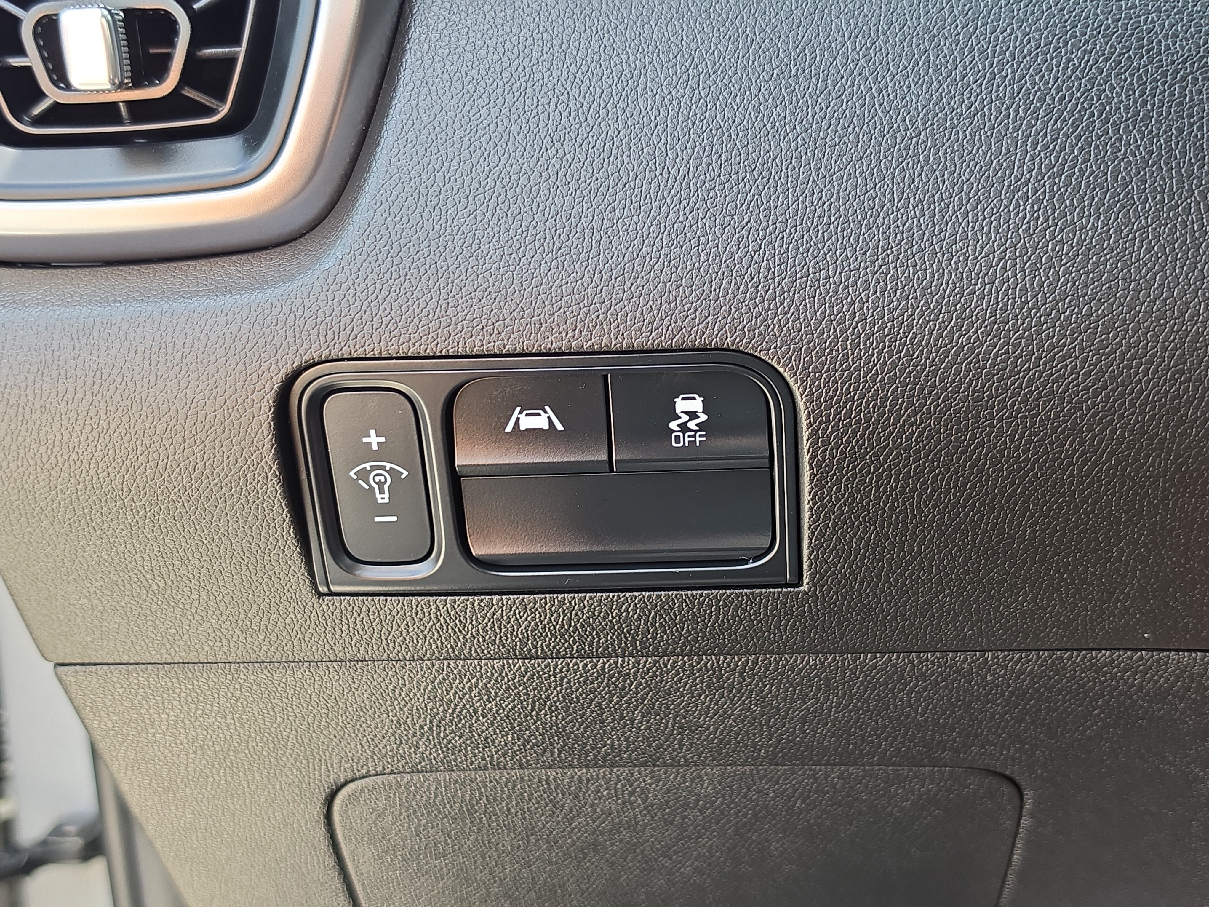 Certified 2023 Kia Sorento S AWD/4WD image 27