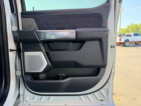 Used 2025 Ford F250 Platinum AWD/4WD image 37