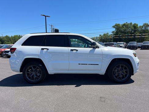 Used 2021 Jeep Grand Cherokee Limited w/ Quick Order Package 28K 80th AWD/4WD image 9