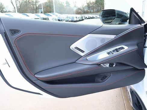 New 2026 Chevrolet Corvette E-Ray w/ Battery Protection Package image 10