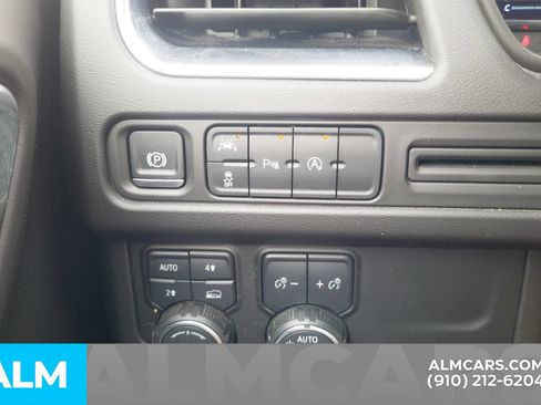 Used 2024 Chevrolet Tahoe LT AWD/4WD image 30