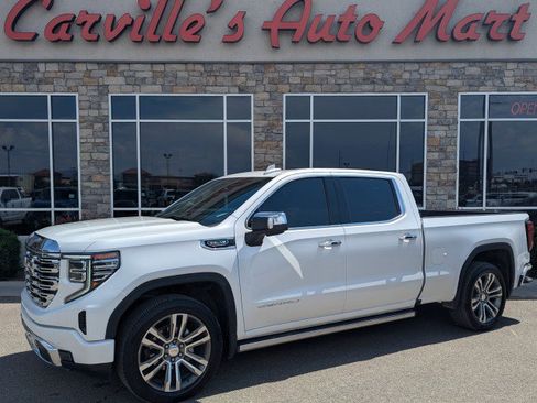 Used 2023 GMC Sierra 1500 Denali w/ Denali Reserve Package AWD/4WD image 2