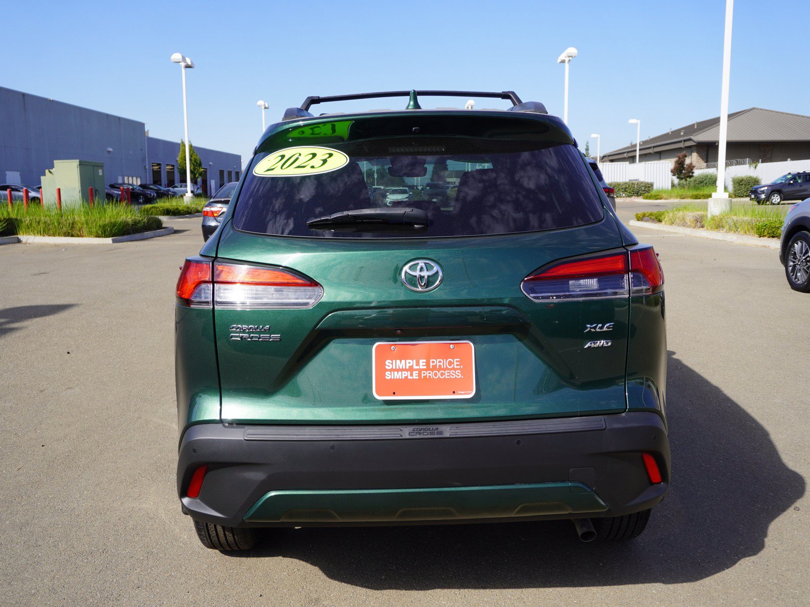 Used 2023 Toyota Corolla Cross XLE w/ Convenience Package AWD/4WD image 9