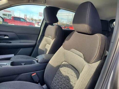 New 2026 Nissan Kicks SV image 18