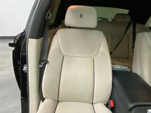 Used 2016 Rolls-Royce Ghost image 16