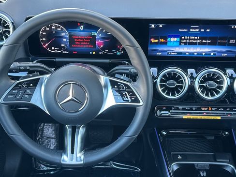 Certified 2025 Mercedes-Benz GLA 250 image 14