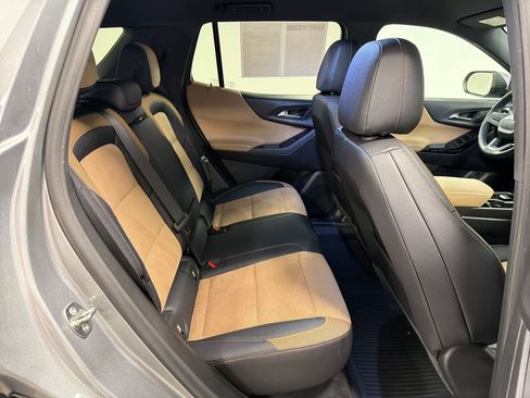 Used 2026 Chevrolet Equinox ACTIV w/ Convenience Package III FWD image 31