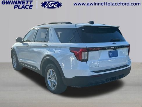 New 2025 Ford Explorer Active image 30
