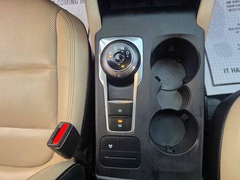 Used 2020 Ford Escape SE Sport FWD image 36