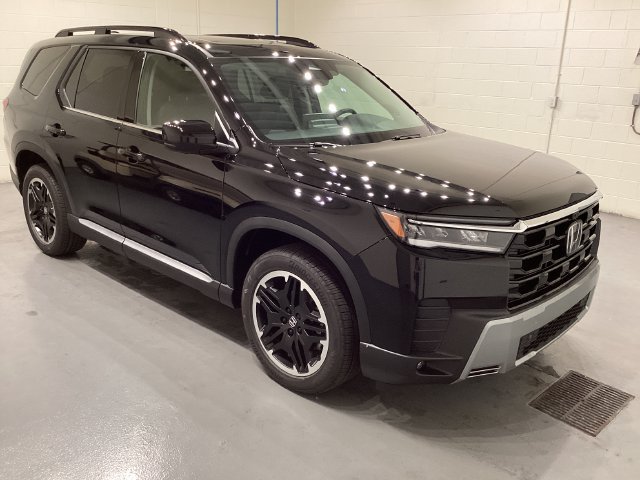 New 2026 Honda Pilot Touring image 1