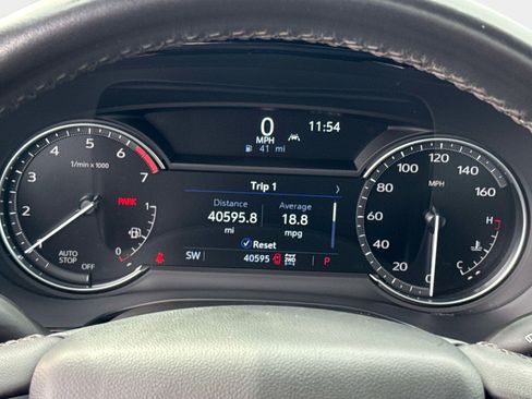 Certified 2024 Cadillac XT6 Luxury image 11