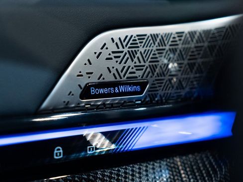 Used 2025 BMW M5 Touring image 29