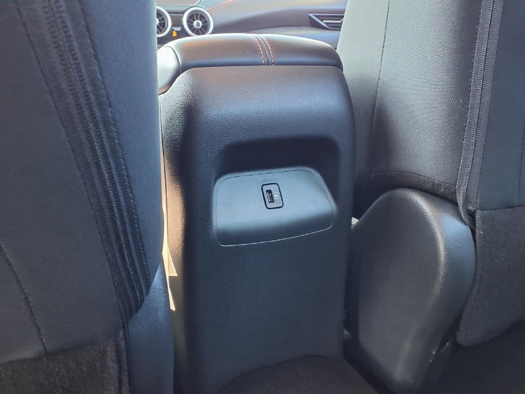 Used 2025 Nissan Sentra SR FWD image 22