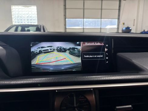 Used 2018 Lexus IS 300 AWD image 13