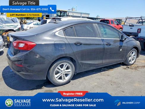 Used 2018 Chevrolet Cruze LT FWD image 4