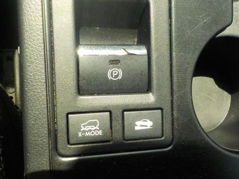 Used 2016 Subaru Outback 2.5i Premium image 19