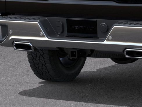 New 2026 Chevrolet Silverado 1500 LTZ w/ LTZ Premium Package AWD/4WD image 14