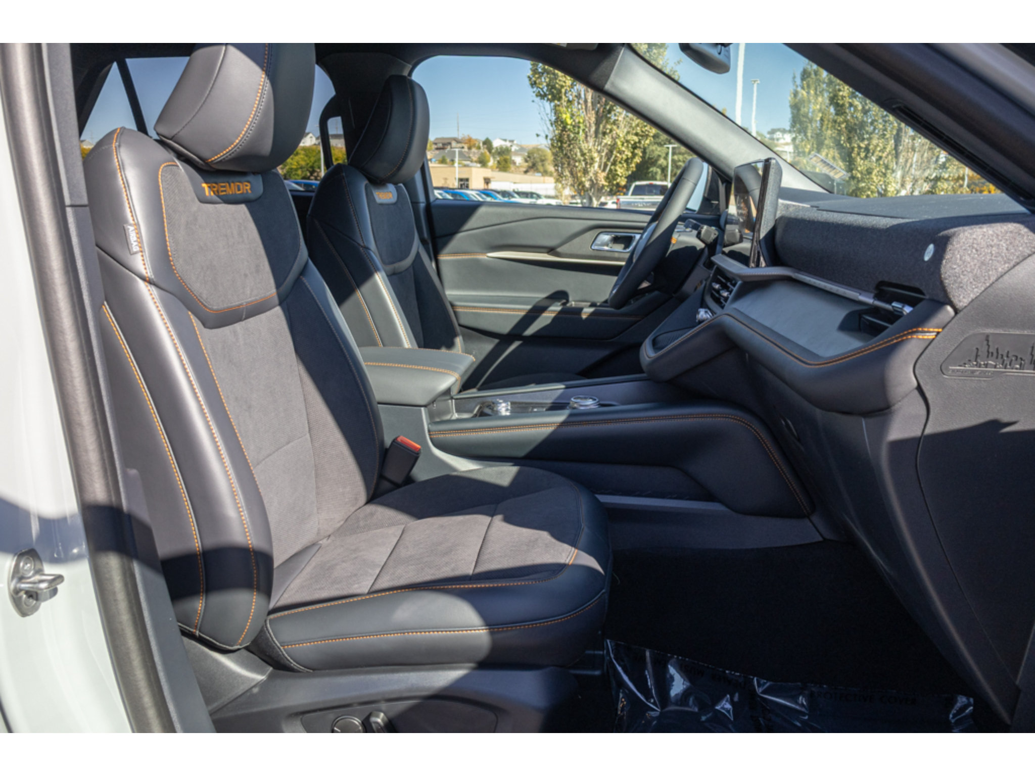 New 2027 Ford Explorer Tremor w/ Tremor Convenience Package AWD/4WD image 11