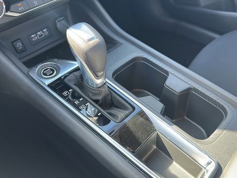 New 2025 Nissan Sentra SV image 24