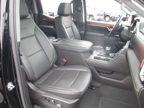 Used 2023 GMC Sierra 1500 Denali w/ Denali Reserve Package AWD/4WD image 24