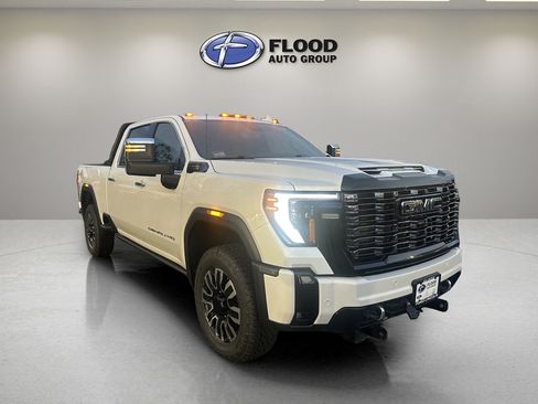 Used 2025 GMC Sierra 2500 Denali Ultimate w/ Snow Plow Prep/Camper Package image 1