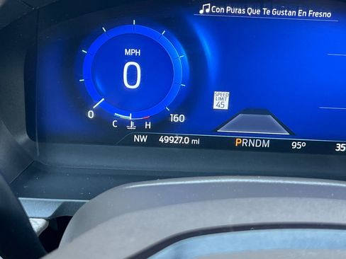 Used 2020 Ford Explorer Platinum w/ Premium Technology Package image 27