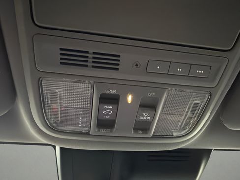Used 2017 Honda CR-V EX-L image 26