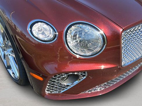 Used 2020 Bentley Continental GT image 21