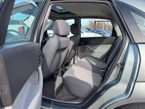 Used 2006 Ford Focus SE image 15