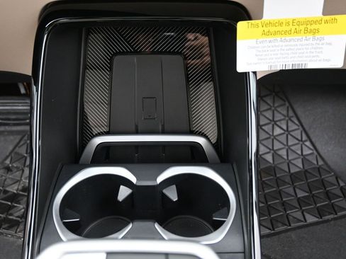 New 2025 BMW X1 xDrive28i w/ Convenience Package image 17