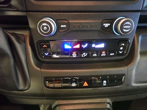 Used 2024 RAM ProMaster 1500 image 17