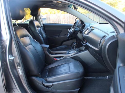 Used 2013 Kia Sportage EX w/ EX Premium Pkg image 39