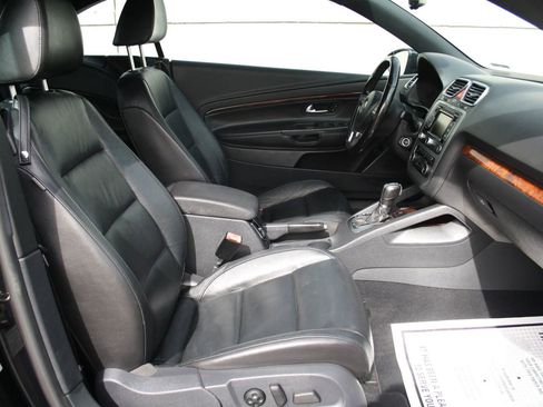 Used 2012 Volkswagen Eos Lux image 7