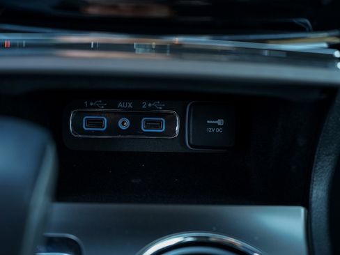 Used 2019 Jeep Grand Cherokee Limited image 21