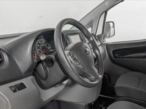 Used 2021 Nissan NV200 S FWD image 22