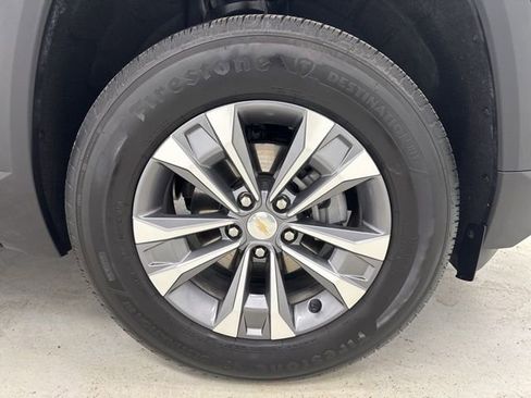 Used 2026 Chevrolet Equinox LT w/ Convenience Package II FWD image 32