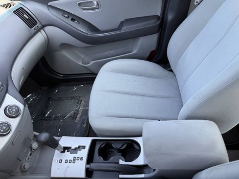 Used 2009 Hyundai Elantra GLS w/ Popular Equipment Pkg 2 FWD image 18
