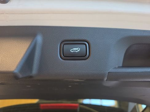 Used 2024 Hyundai Palisade SEL FWD image 42