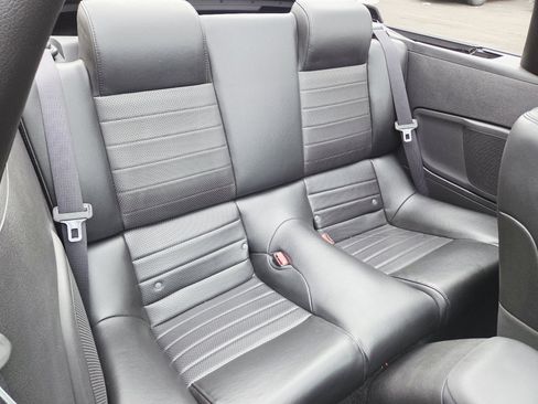 Used 2006 Ford Mustang GT image 21